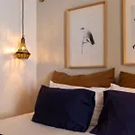 Bmyguest Collection - The Marquis Luxury Garden Appartamento