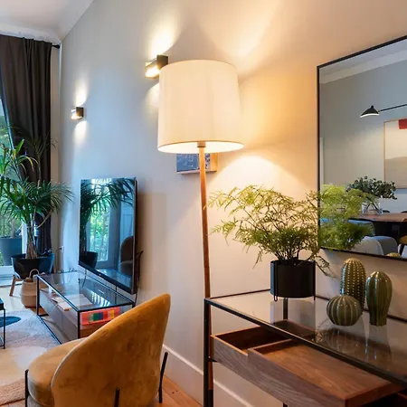 Bmyguest - The Marquis Luxury Garden Apartament