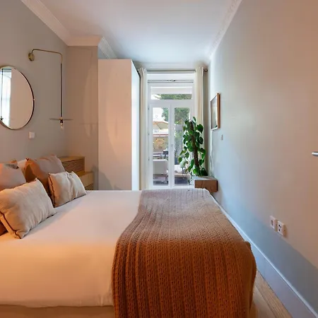 Bmyguest - The Marquis Luxury Garden Apartment